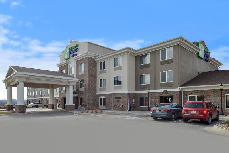 holiday inn express and suites omaha west by ihg