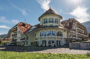 Parkhotel Schonblick,Near Korer Gondola,4 star