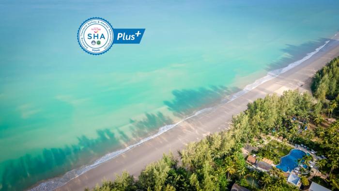 outrigger khao lak beach resort