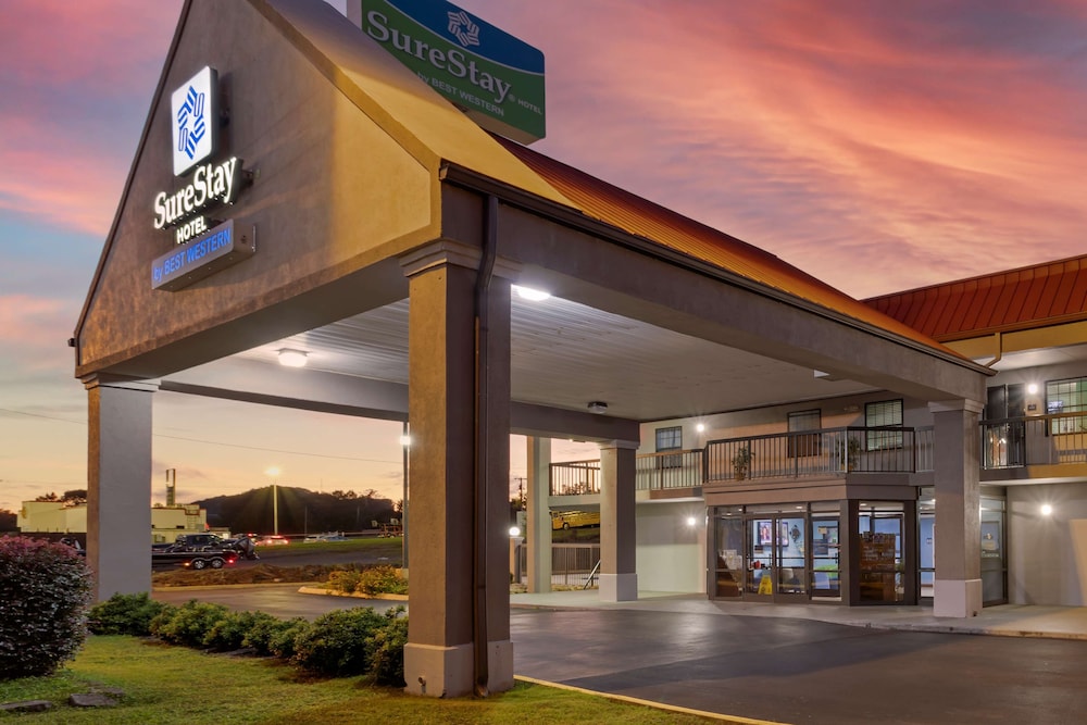 Ramada Limited Knoxville Area,,2 star