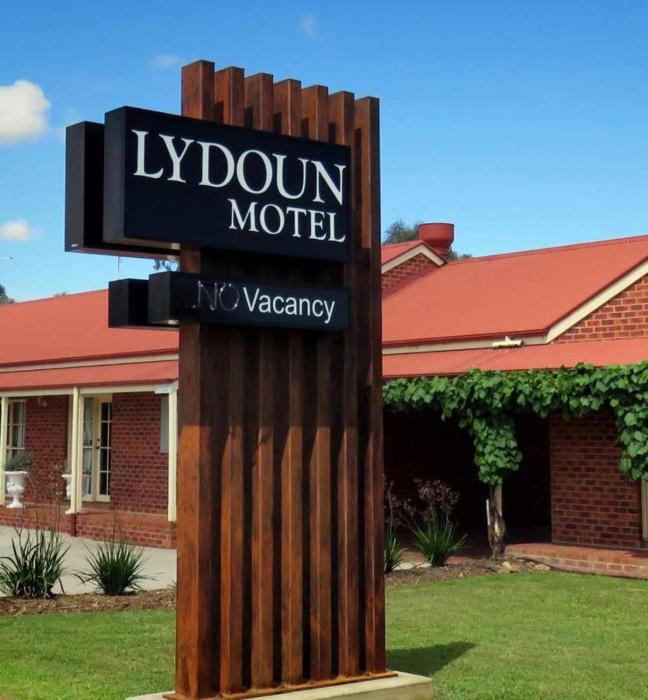 The Lydoun Chiltern,,3 star