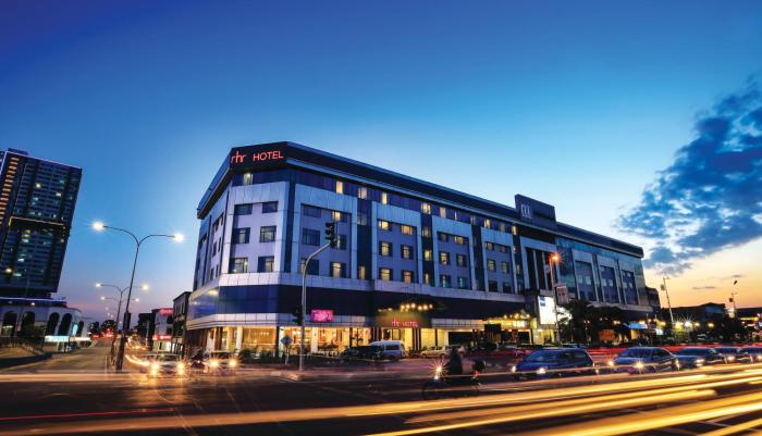 Rhr Hotel Kajang,Near Metro Point Complex,3 star