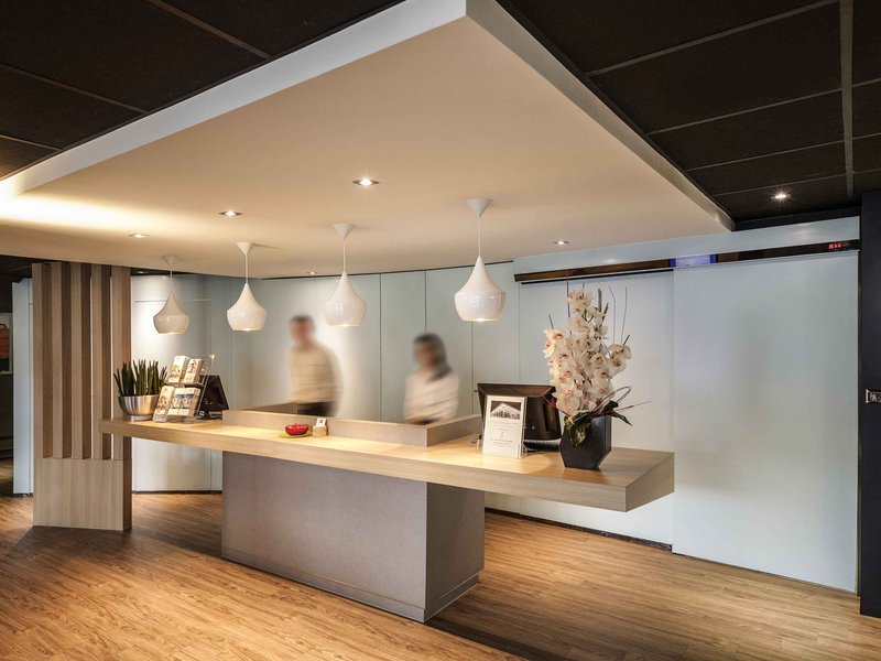 Ibis Mulhouse Bale Aeroport,Huningue>>Basel,3 star