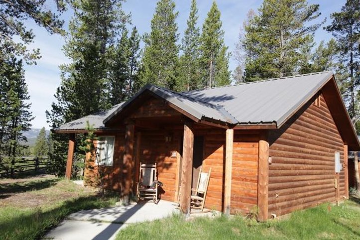 Headwaters Lodge & Cabins At Flagg Ranch,Moran>>Jackson,3 star