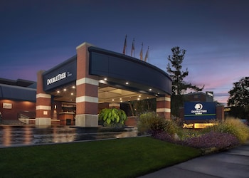 hilton akron fairlawn