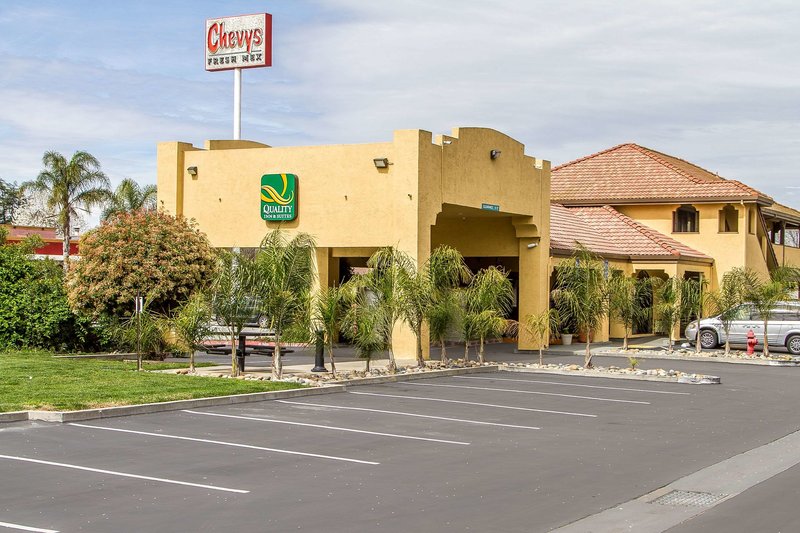 Quality Inn And Suites Gilroy,San Jose>>Gilroy,2.5 star