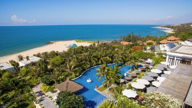 the cliff resort and residences