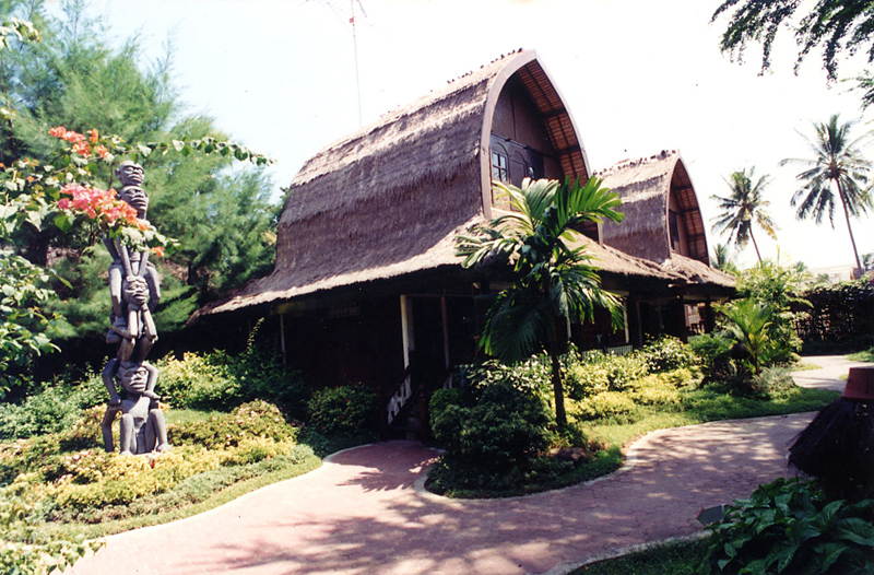aruna senggigi