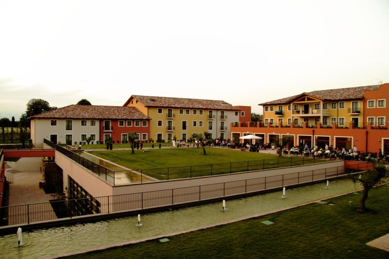Th Lazise - Hotel Parchi Del Garda,Lake Garda>>Castelnuovo Del Garda,4 star