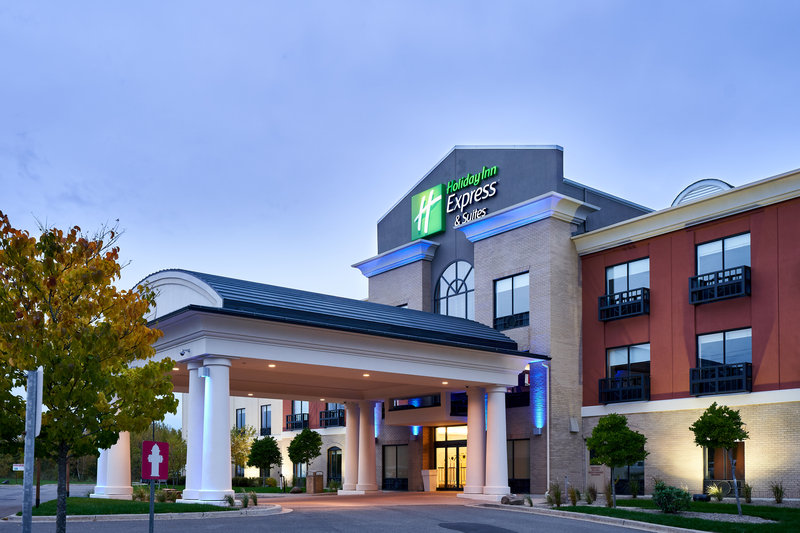 Holiday Inn Express And Suites Dieppe Airport,Moncton>>Dieppe,2.5 star