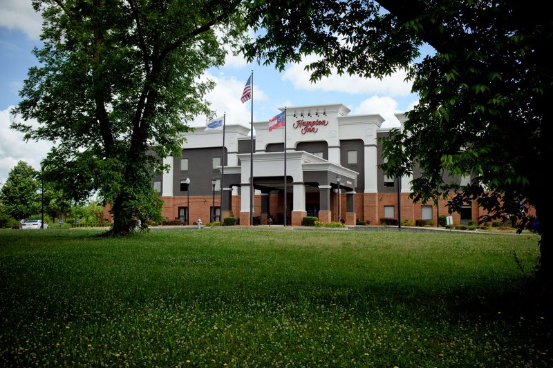 Hampton Inn Atlanta/Fayetteville,Fayetteville>>Atlanta,2.5 star