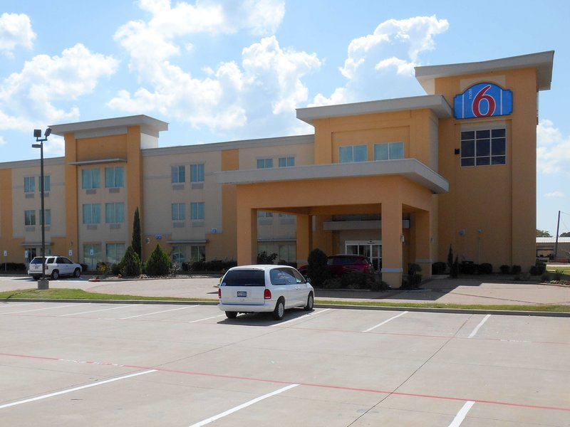 Motel 6 Joshua, Tx,Cleburne>>Burleson,2 star