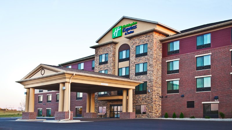holiday inn express and suites sioux falls sw by ihg