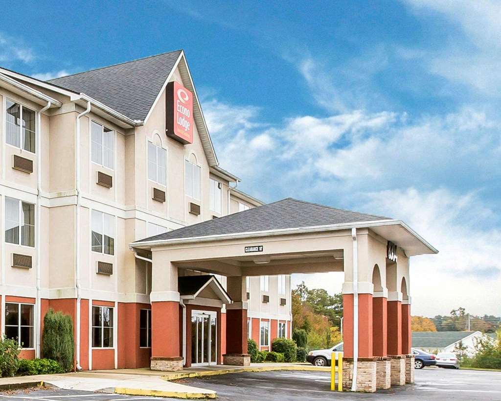 Econo Lodge Inn & Suites,Douglas>>Atlanta,2 star