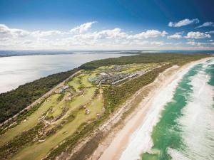 Pullman Magenta Shores Resort,Central Coast>>Bateau Bay,5 star