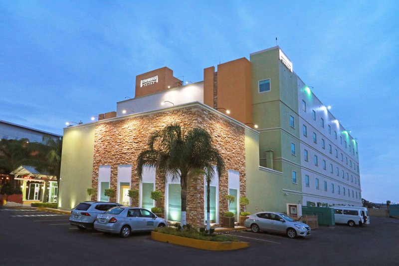 Excellence Express & Suites San Juan Del Rio,Near Nuestra Senora De Guadalupe Church,4 star