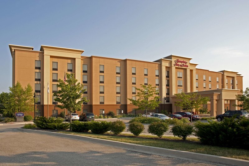 Hampton Inn & Suites Bloomington - Normal,Mclean>>Bloomington,2.5 star
