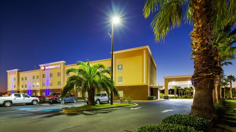 Best Western Plus Brunswick Inn & Suites