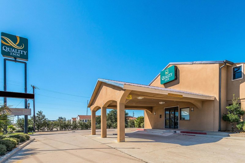 Quality Inn,Navarro>>Corsicana,2.5 star