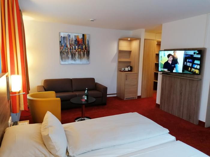 montana hotel monchengladbach