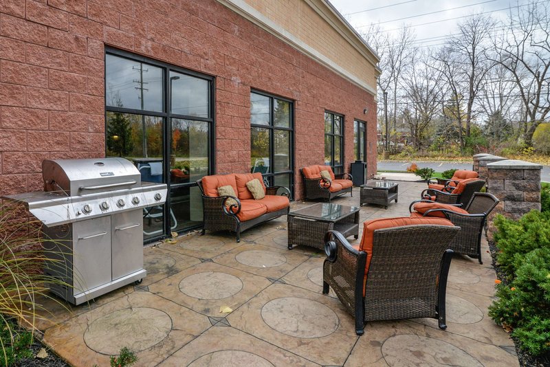 Hampton Inn & Suites Detroit/Chesterfield Township,Chesterfield>>Belleville,2.5 star