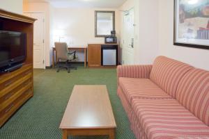 Wyndham Garden Otsego-Minneapolis,Elk River>>Downtown Minneapolis,3 star