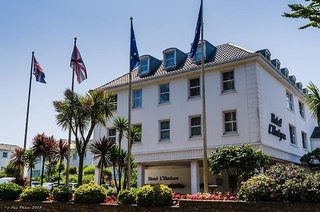 L'horizon Beach Hotel & Spa,Near Sir Winston Churchill Memorial Gardens,4 star