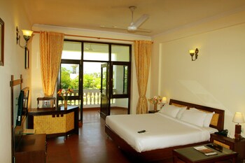 Naturoville Ayurvedic And Yoga Retreat By Opensky,Mussoorie>>Dehradun,4 star
