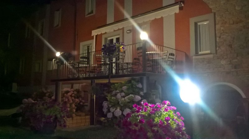 Red Wine Camere,Barolo>>Annunziata,4 star