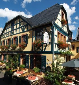 Historisches Weinhotel Zum Grünen Kranz,Bingen Am Rhein>>Assmannshausen,4 star