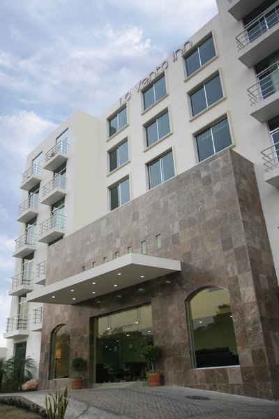 la venta inn villahermosa hotel