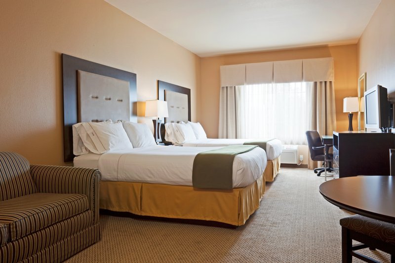 holiday inn express and suites eau claire north by ihg