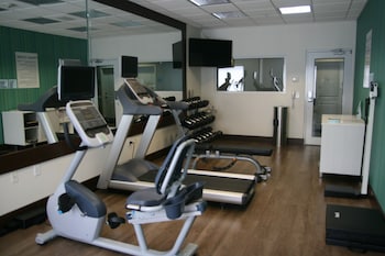 holiday inn express and suites clute lake jackson