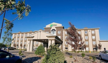 Holiday Inn Express Fort St John By Ihg,British Columbia>>Fort St. John,3 star