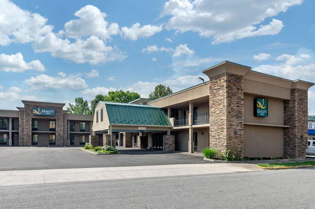 Quality Inn,Near Alleghany Historical Society,3 star