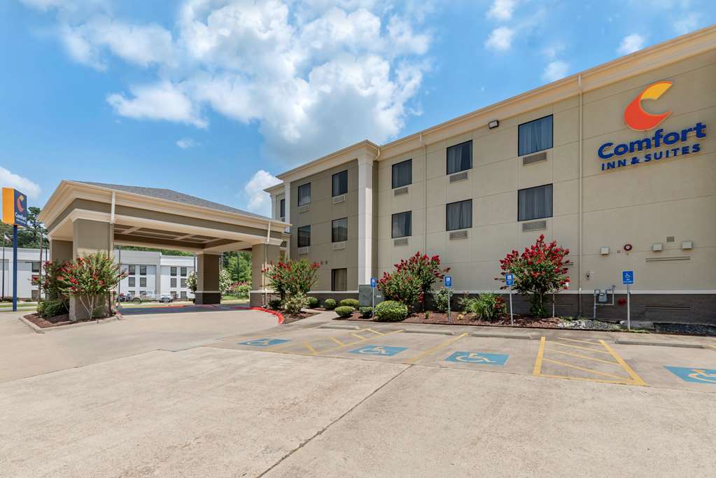 Comfort Inn & Suites El Dorado