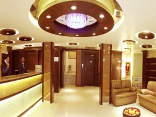 Hotel Bhagyalaxmi,Near Sai Baba Temple,3 star