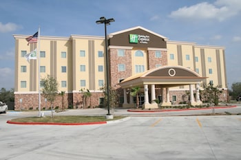 Holiday Inn Express And Suites George West By Ihg,George West>>Beeville,3 star