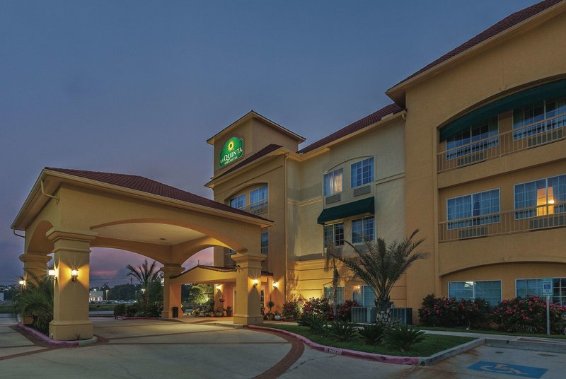 La Quinta Inn & Suites By Wyndham Livingston