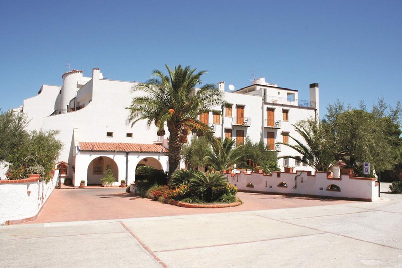 Hotel Baia Del Capitano,Mazzaforno>>Cefalù,4 star