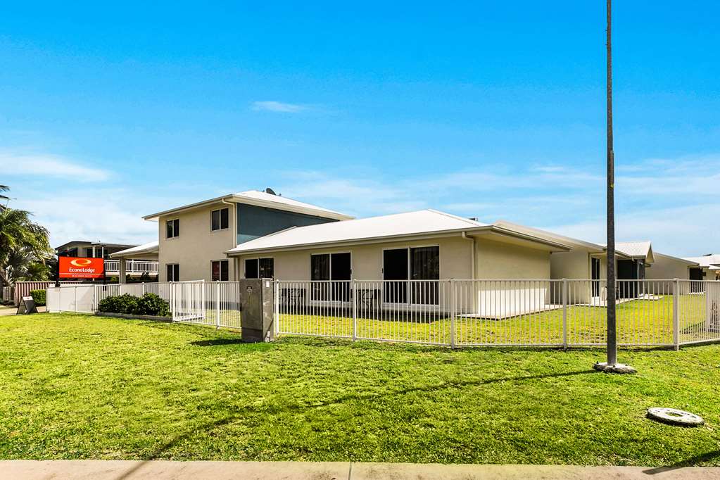 Beachside Boutique Motel Mackay,South Mackay>>East Mackay,3 star