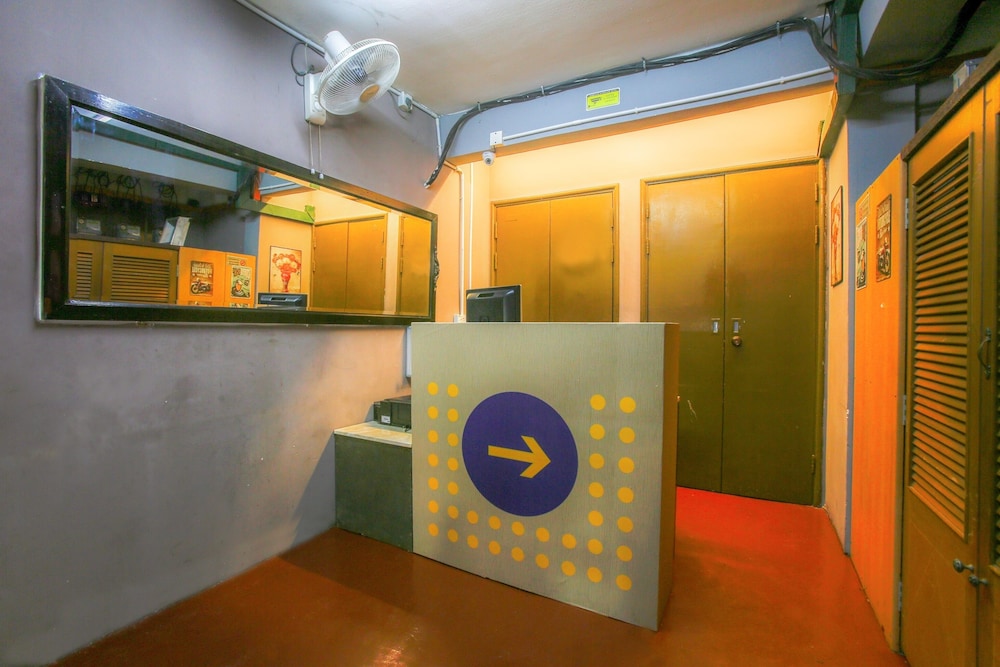 Spot On 89788 Musafir Transit Hotel,Sepang>>Nilai,2 star