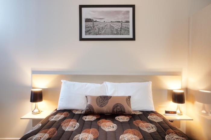 High Street Motor Inn,Stanthorpe>>Brisbane,3.5 star