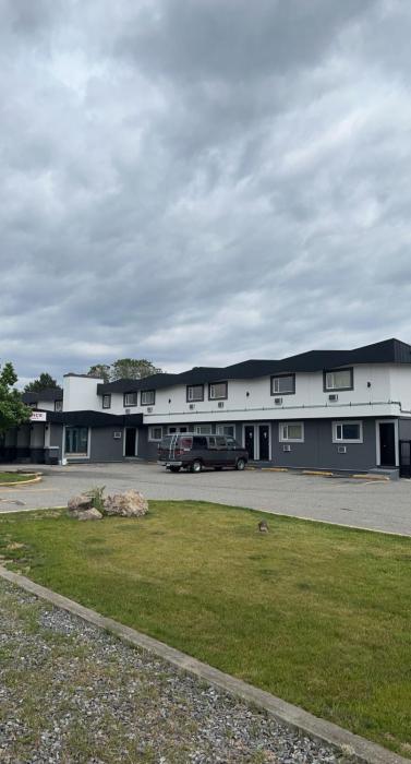 canadas best value inn kelowna