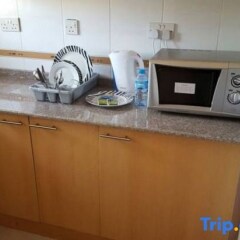 Capital Roost,,1 star