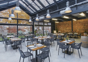 Arthotel Stalowa 52,Praga Polnoc>>Nowy Dwor Mazowiecki,3 star