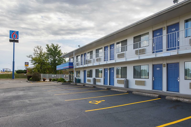 motel 6 rochester mn