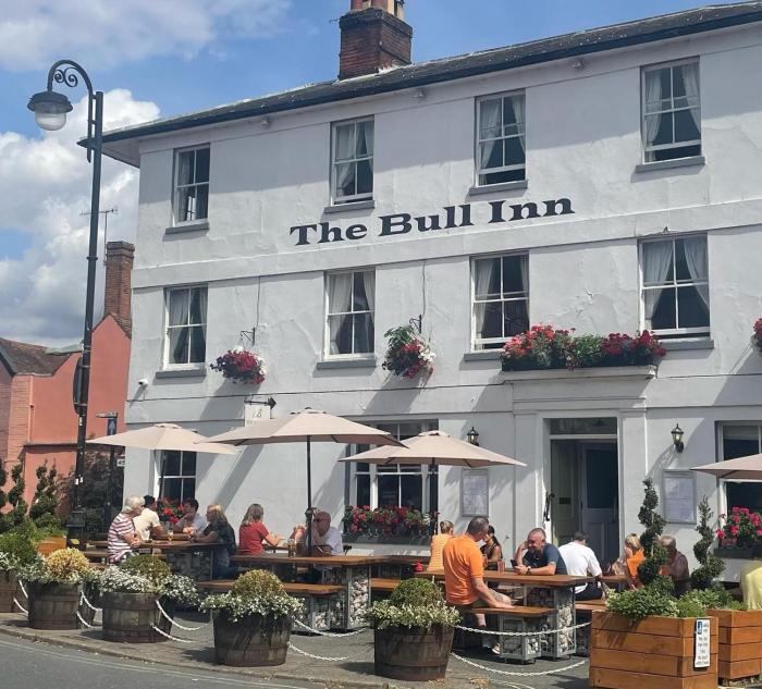 The Bull Inn,Near Pine Lakes International Country Club,4 star