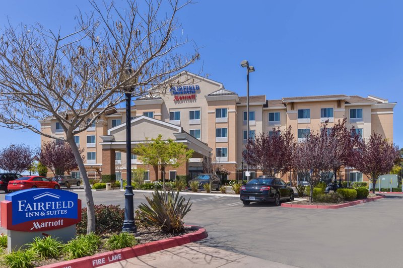 Fairfield Inn & Suites By Marriott Santa Maria,San Luis Obispo>>Los Angeles County,2.5 star