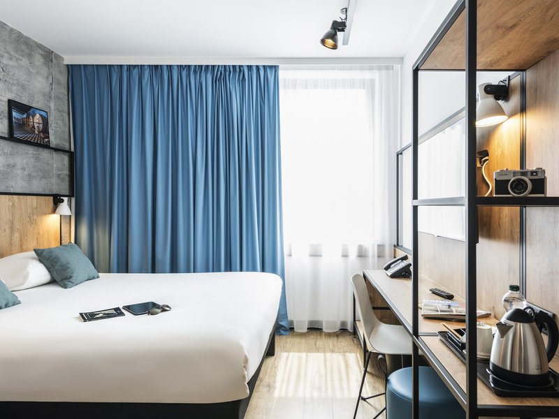 Ibis Lyon Sud Oullins,Oullins>>Lyon,3 star